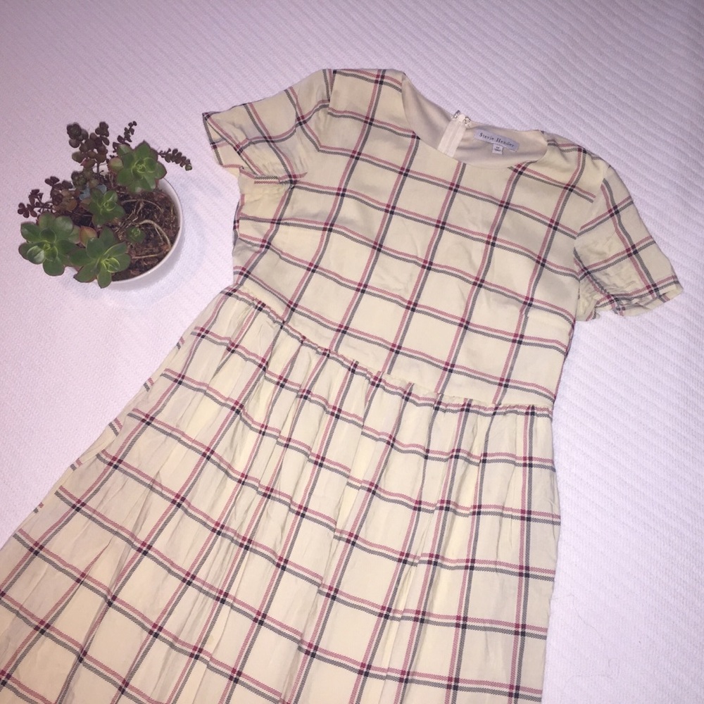 Stevie Hender medium plaid dress NWOT